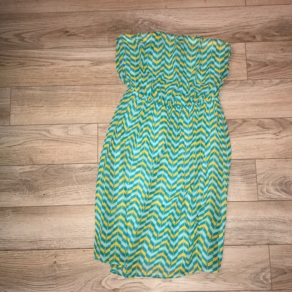 chevron dress mini. size small